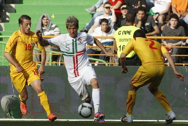 Không tìm được đường vào khung thành Macedonia, Bồ Đào Nha đành chấp nhận chia điểm ngay trên sân nhà với trận hòa 0-0.